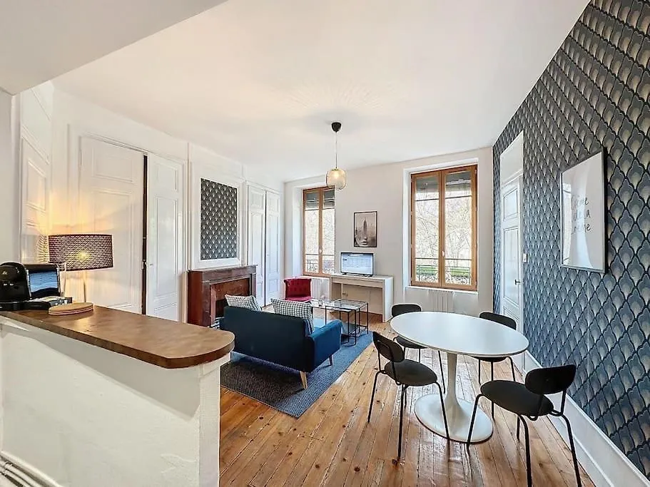 Cosy Appartement, Vaise Salengro 2 Lyon 0*,  France